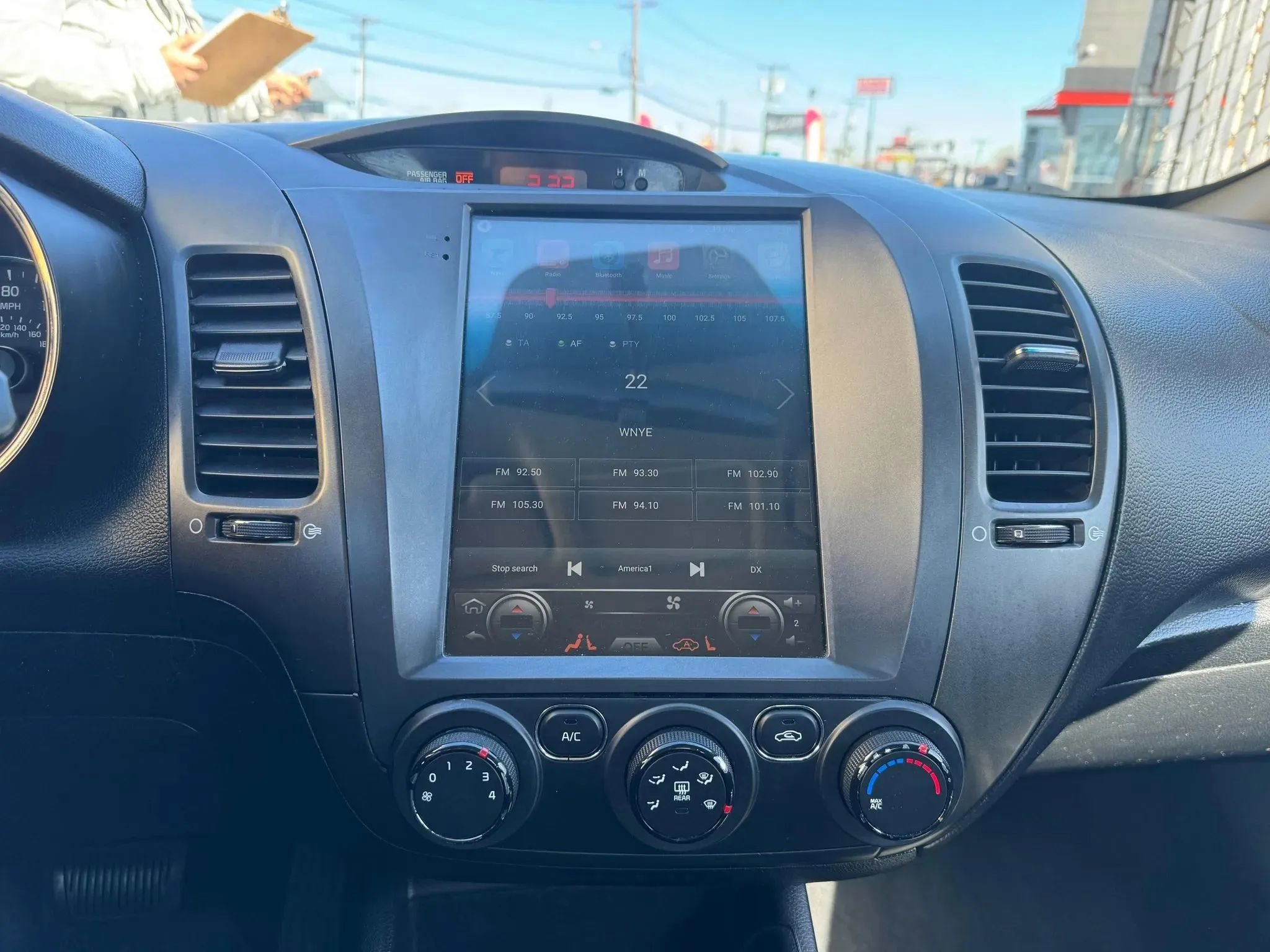 Used 2017 Kia Forte LX image 24