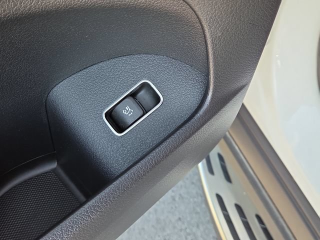 New 2024 Mercedes-Benz GLS 450 4MATIC image 25