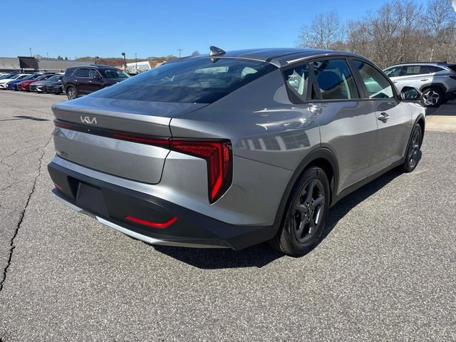Used 2025 Kia K4 FWD image 3