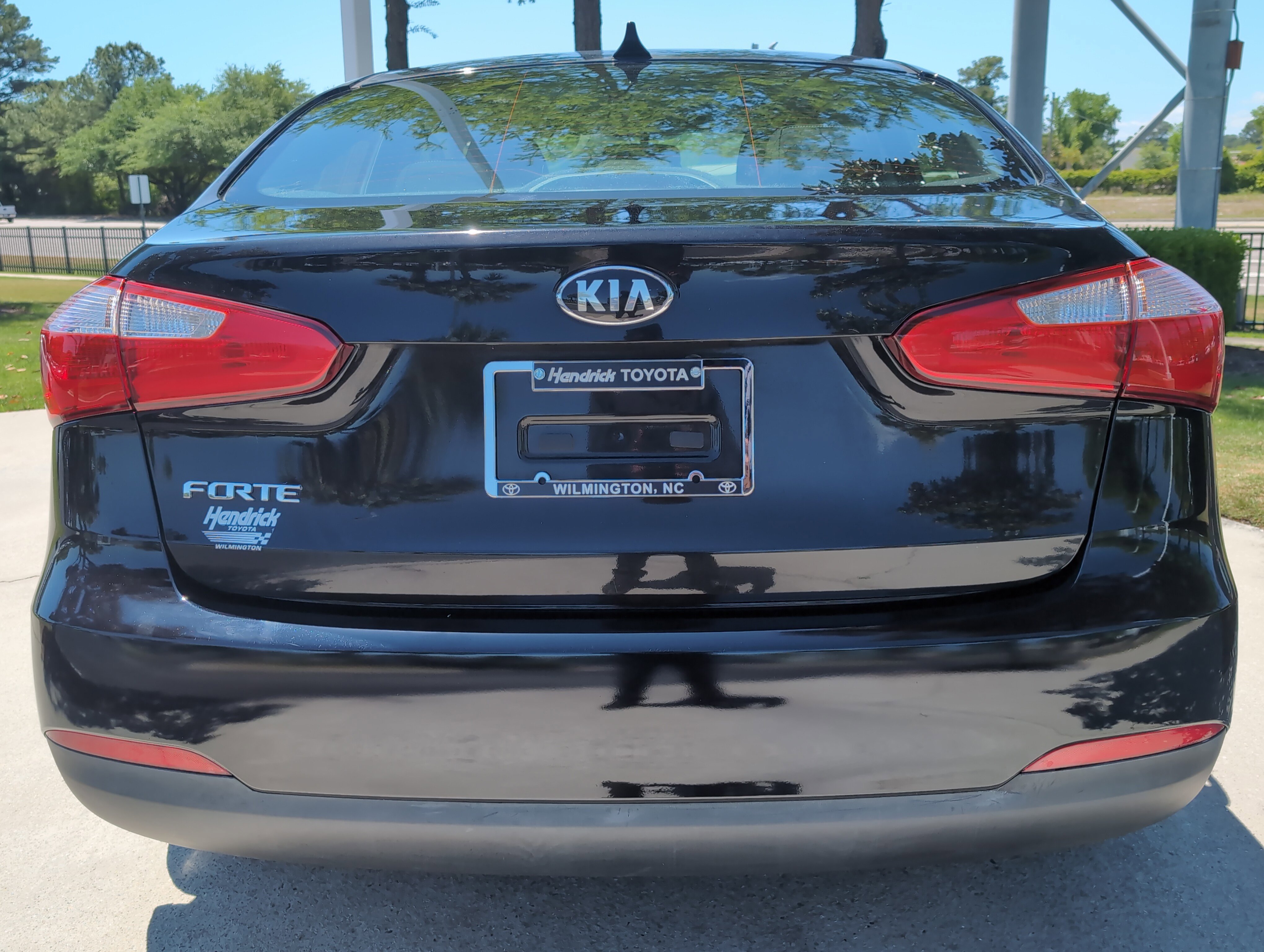 Used 2016 Kia Forte LX FWD image 9