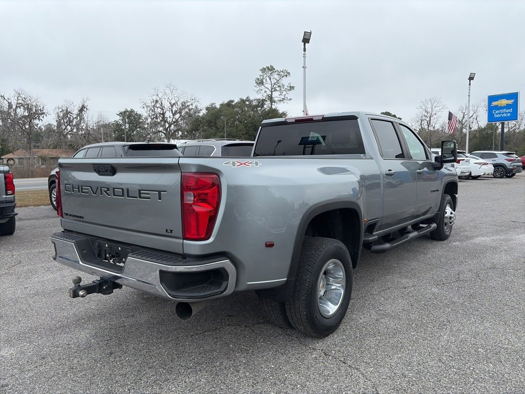 Used 2024 Chevrolet Silverado 3500 LT w/ Convenience Package image 6