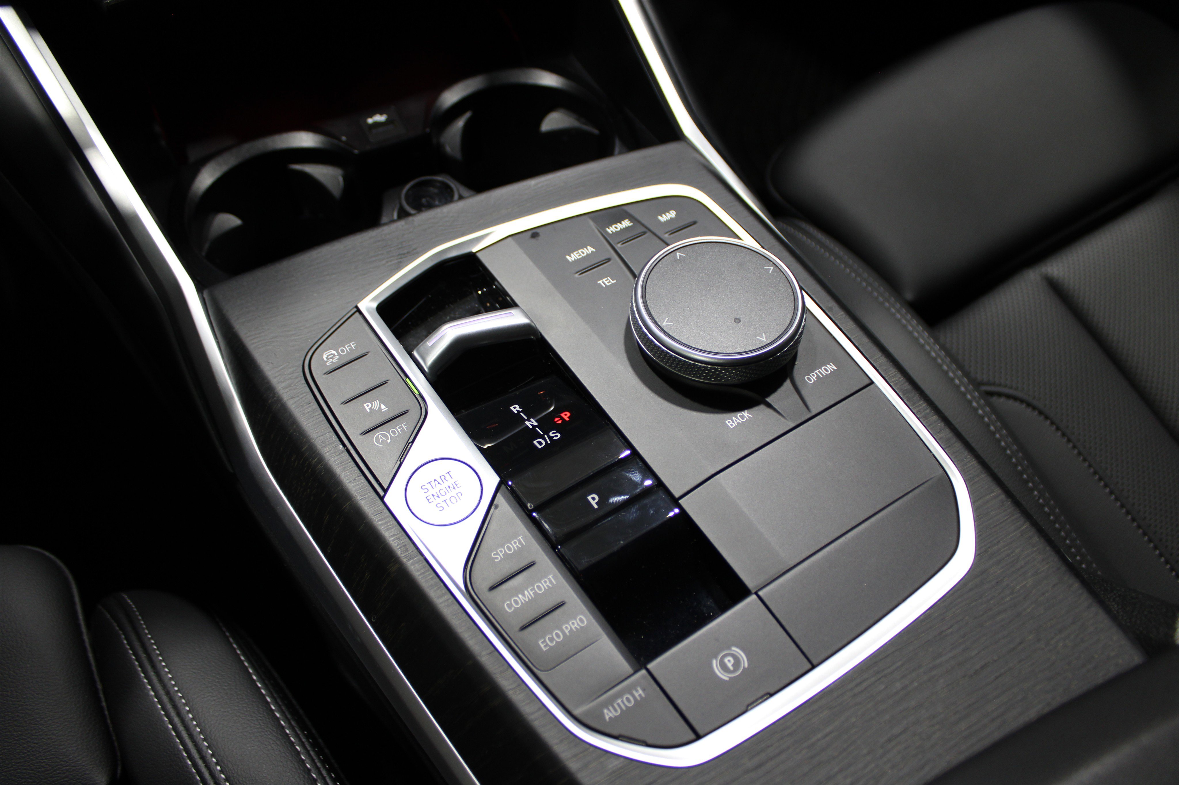 Used 2023 BMW 330i Sedan w/ M Sport Package image 23