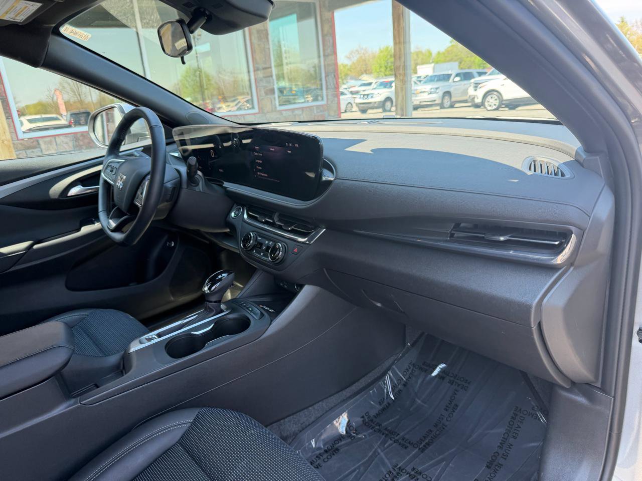 Used 2025 Buick Envista Preferred w/ Convenience I Package FWD image 21
