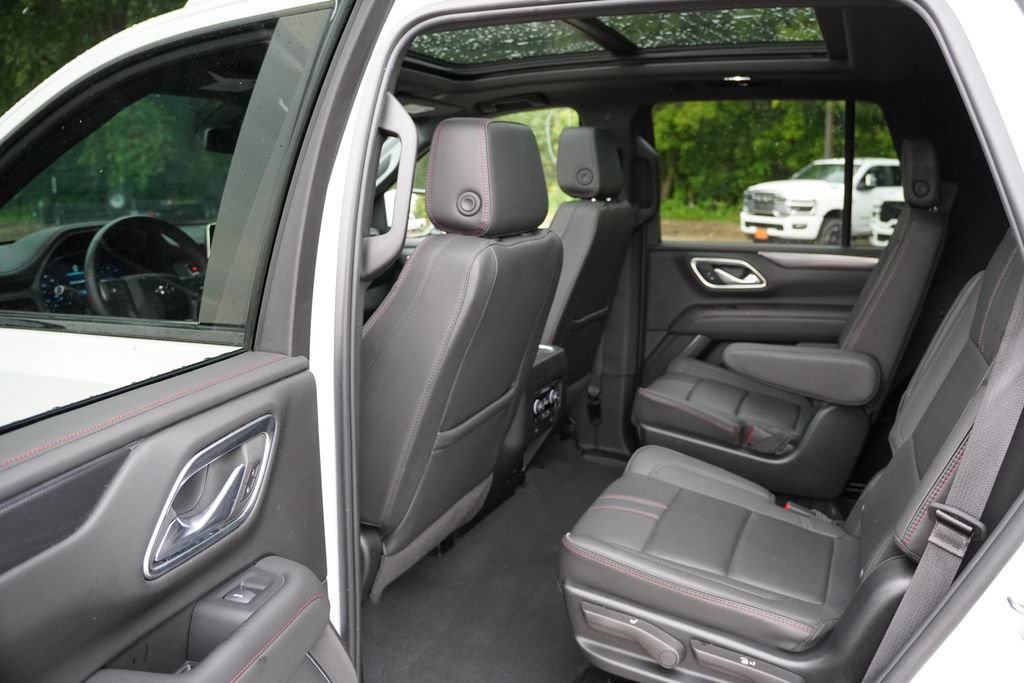 Certified 2024 Chevrolet Tahoe RST w/ Luxury Package AWD/4WD image 18