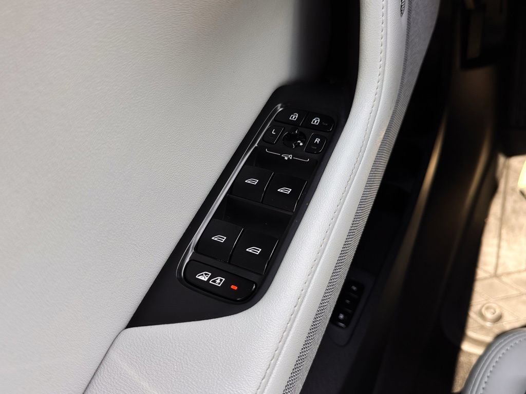 Used 2023 Polestar Polestar 2 w/ Pilot Pack AWD/4WD image 16