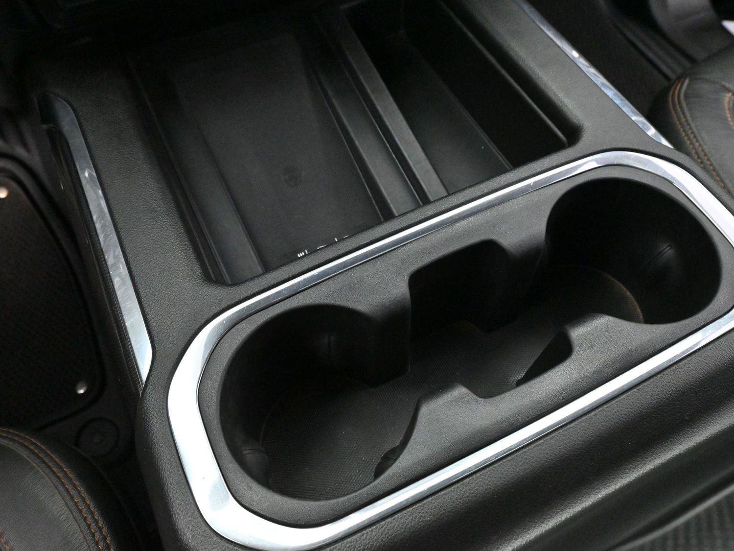 Used 2023 GMC Sierra 3500 AT4 w/ AT4 Premium Plus Package image 25