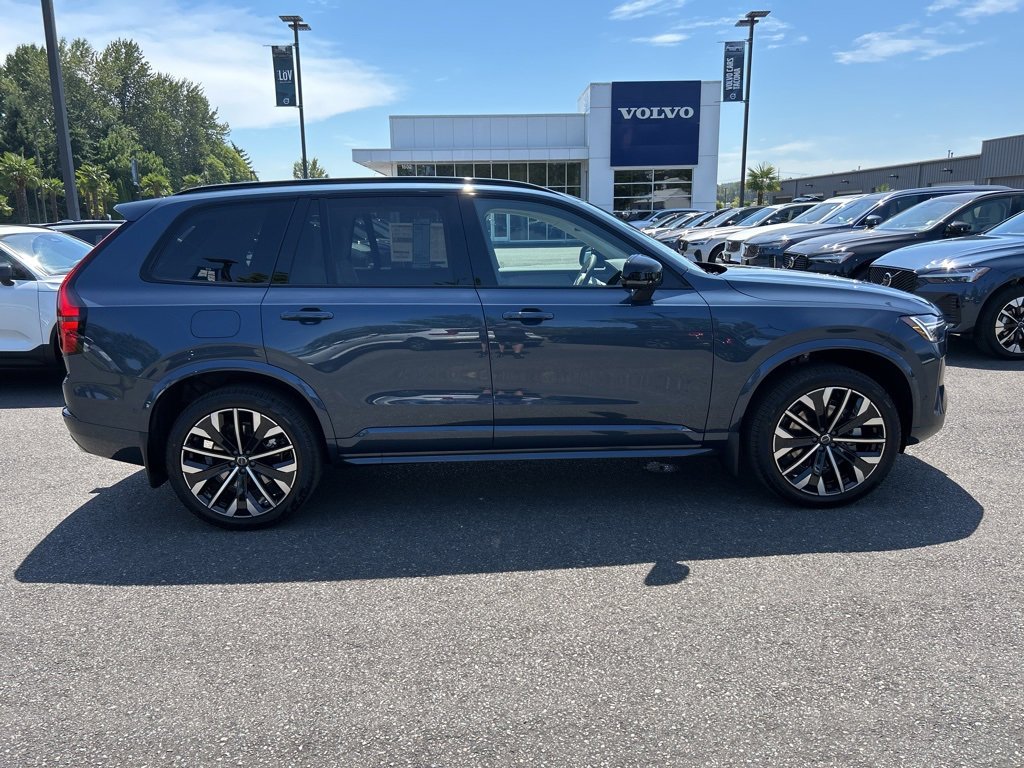New 2026 Volvo XC90 B6 Ultra w/ Lounge Package image 9