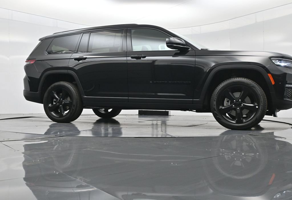 New 2025 Jeep Grand Cherokee L Limited w/ Black Appearance Package image 43