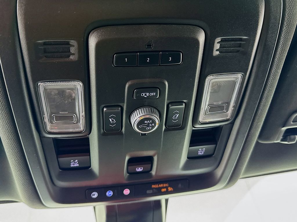 Used 2022 GMC Yukon AT4 image 21