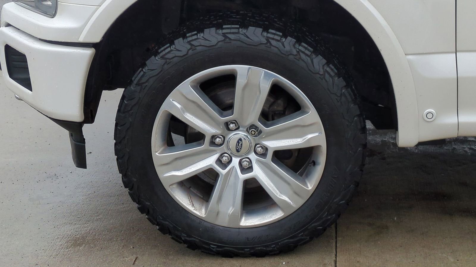 Used 2018 Ford F150 Platinum w/ Technology Package image 14