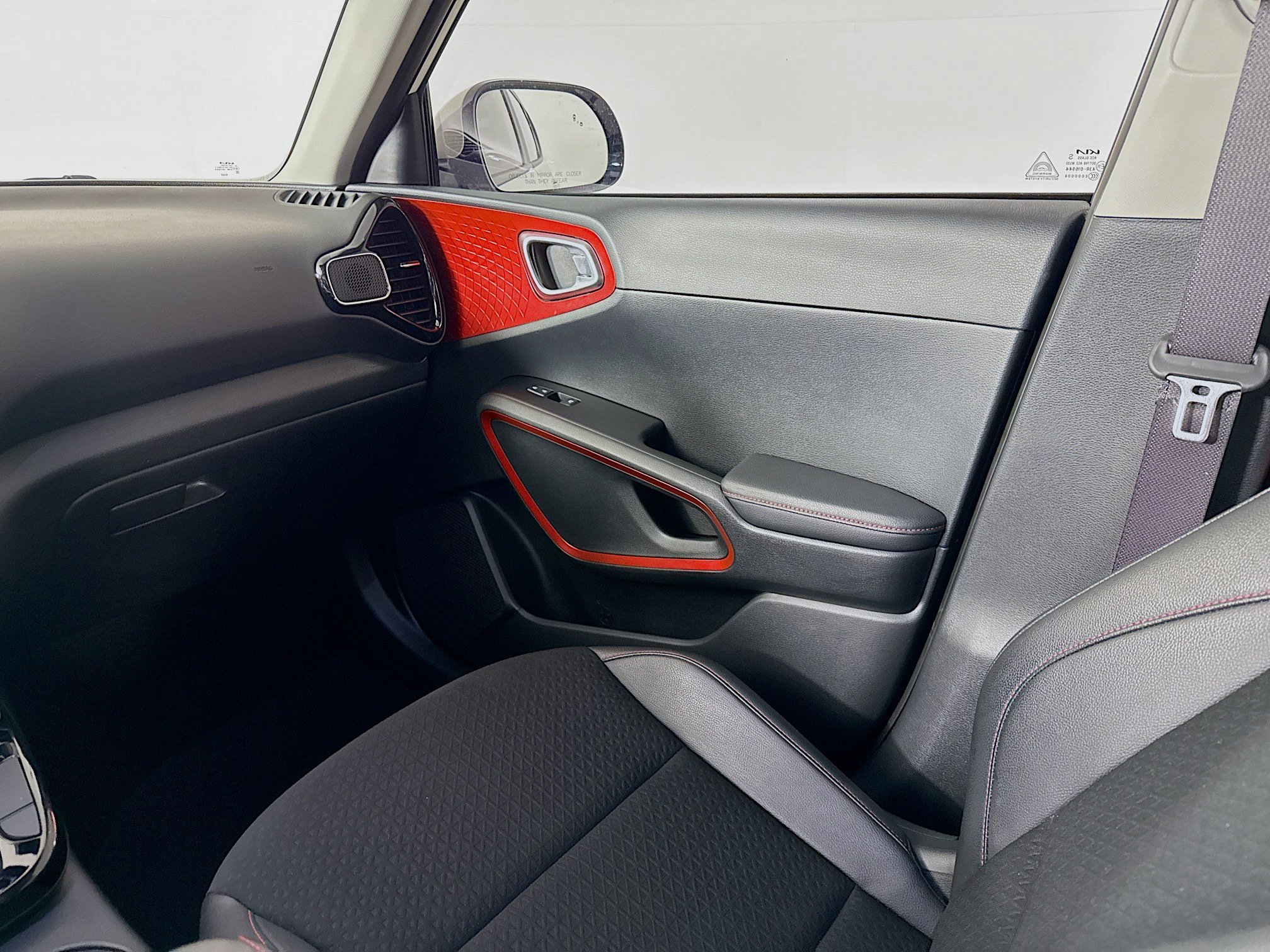 Used 2023 Kia Soul GT-Line FWD image 28