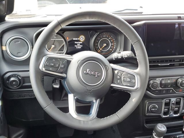 New 2025 Jeep Wrangler Sahara image 8