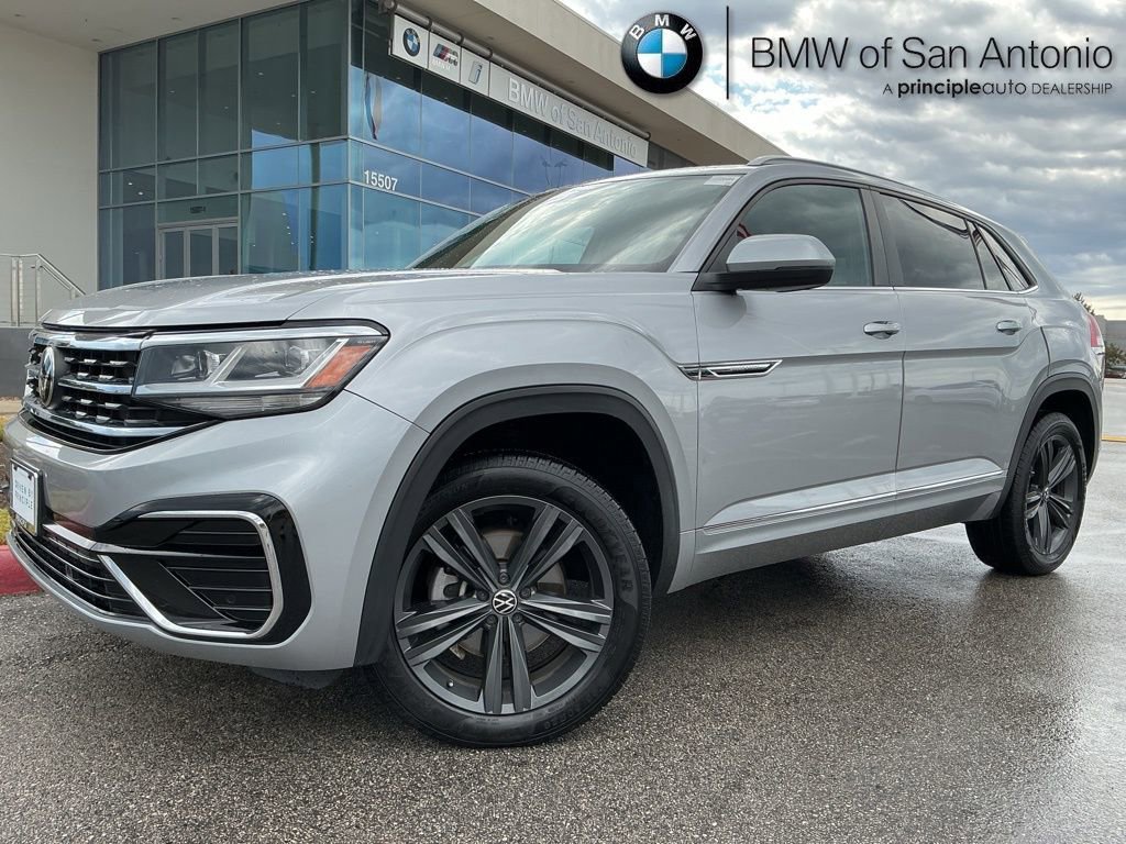 Used 2020 Volkswagen Atlas Cross Sport SE w/ Panoramic Sunroof Package