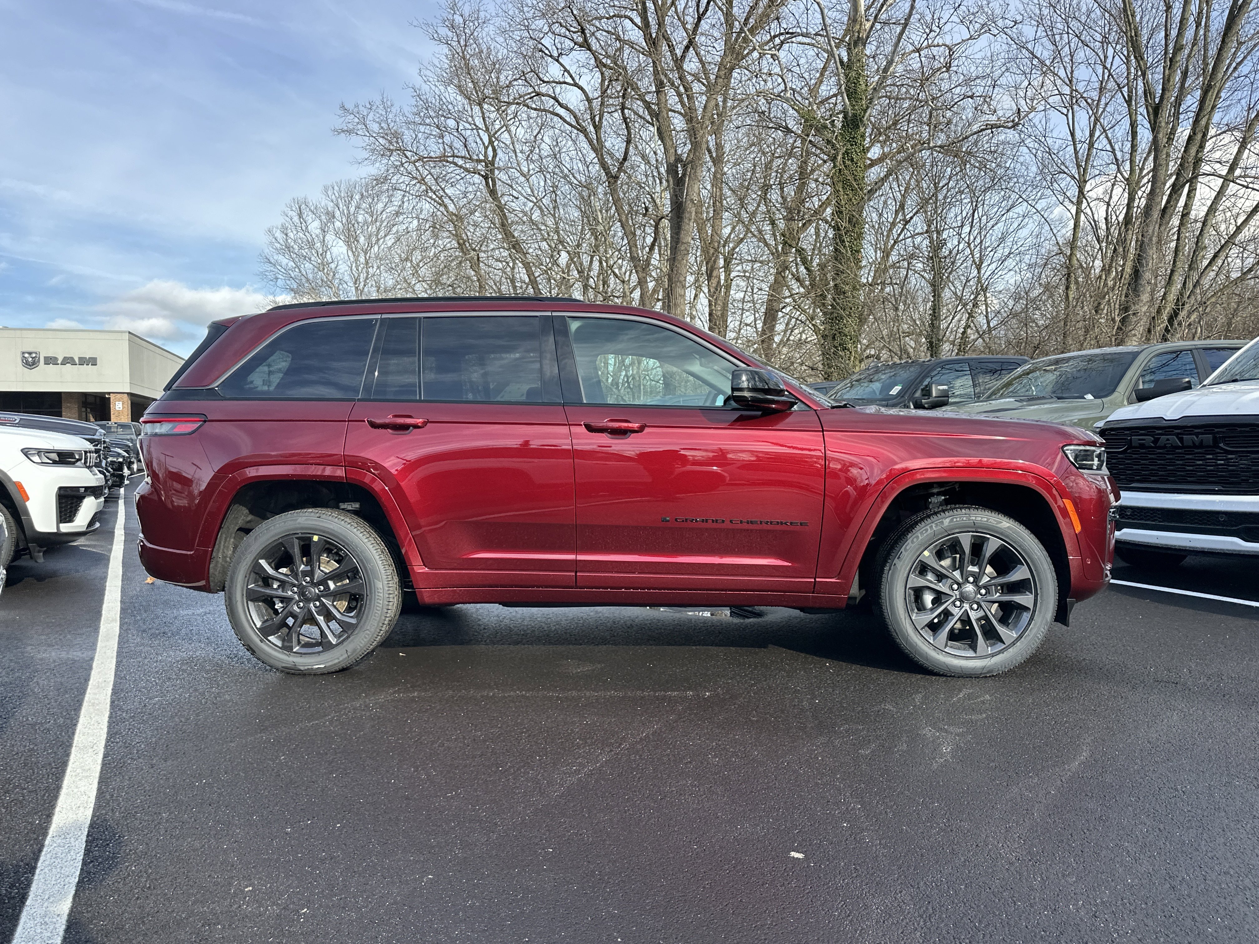 New 2026 Jeep Grand Cherokee Limited Reserve image 17