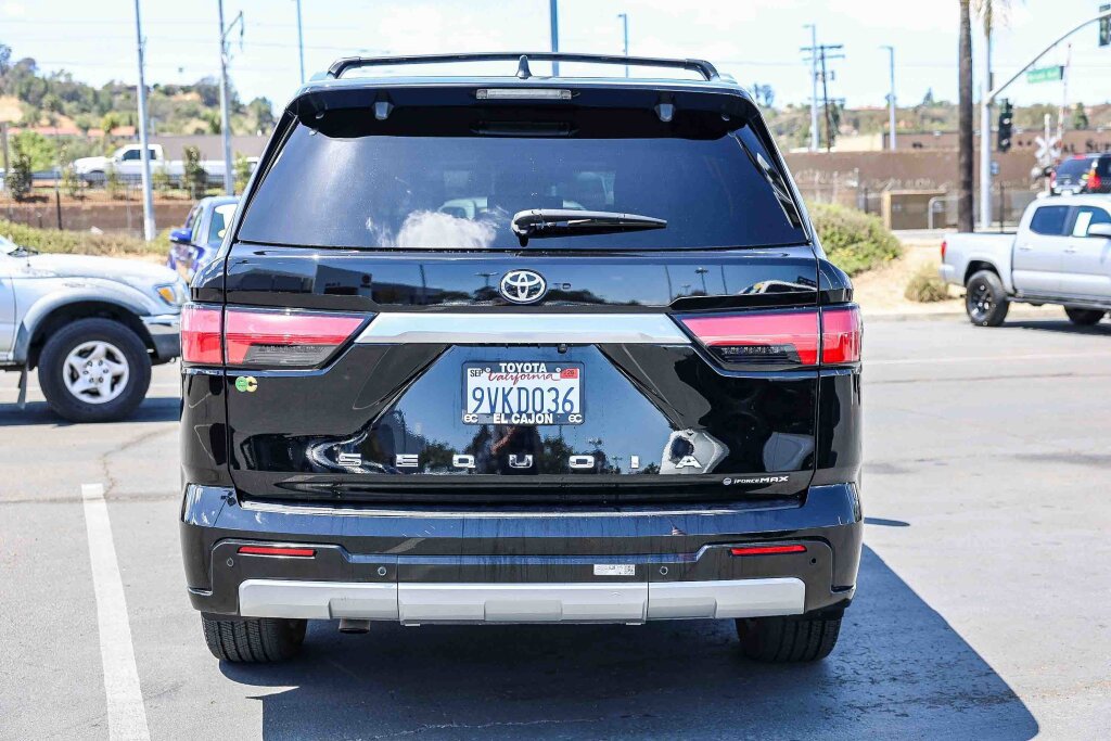 Certified 2025 Toyota Sequoia Capstone AWD/4WD image 27