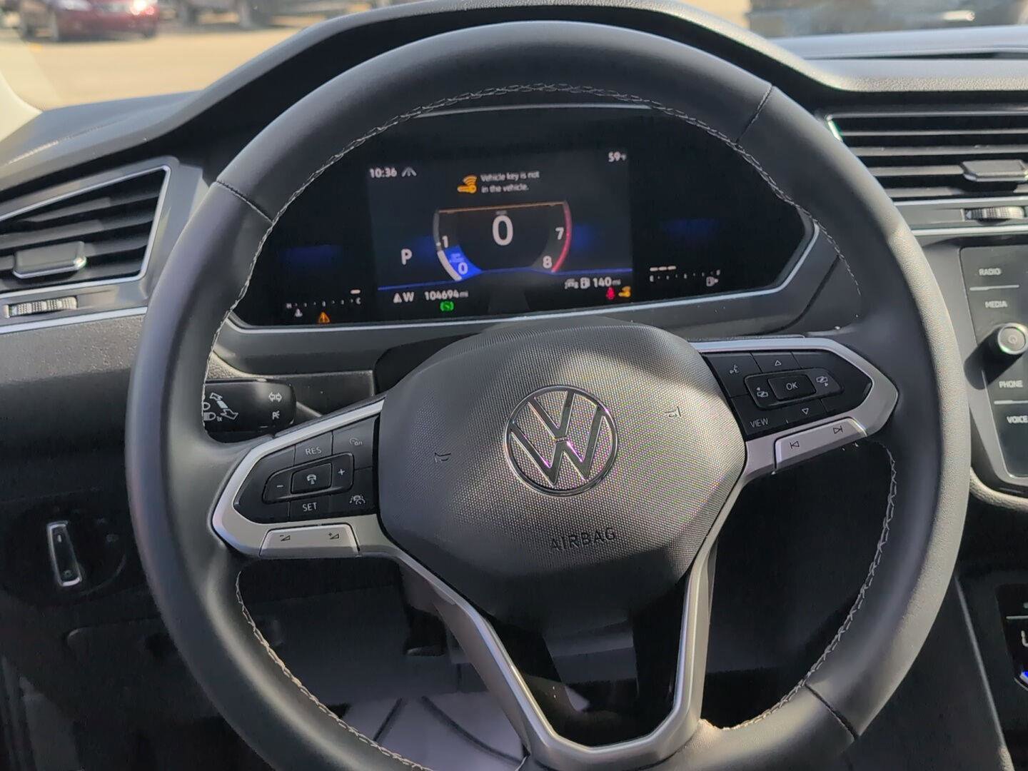 Used 2022 Volkswagen Tiguan SE AWD/4WD image 19