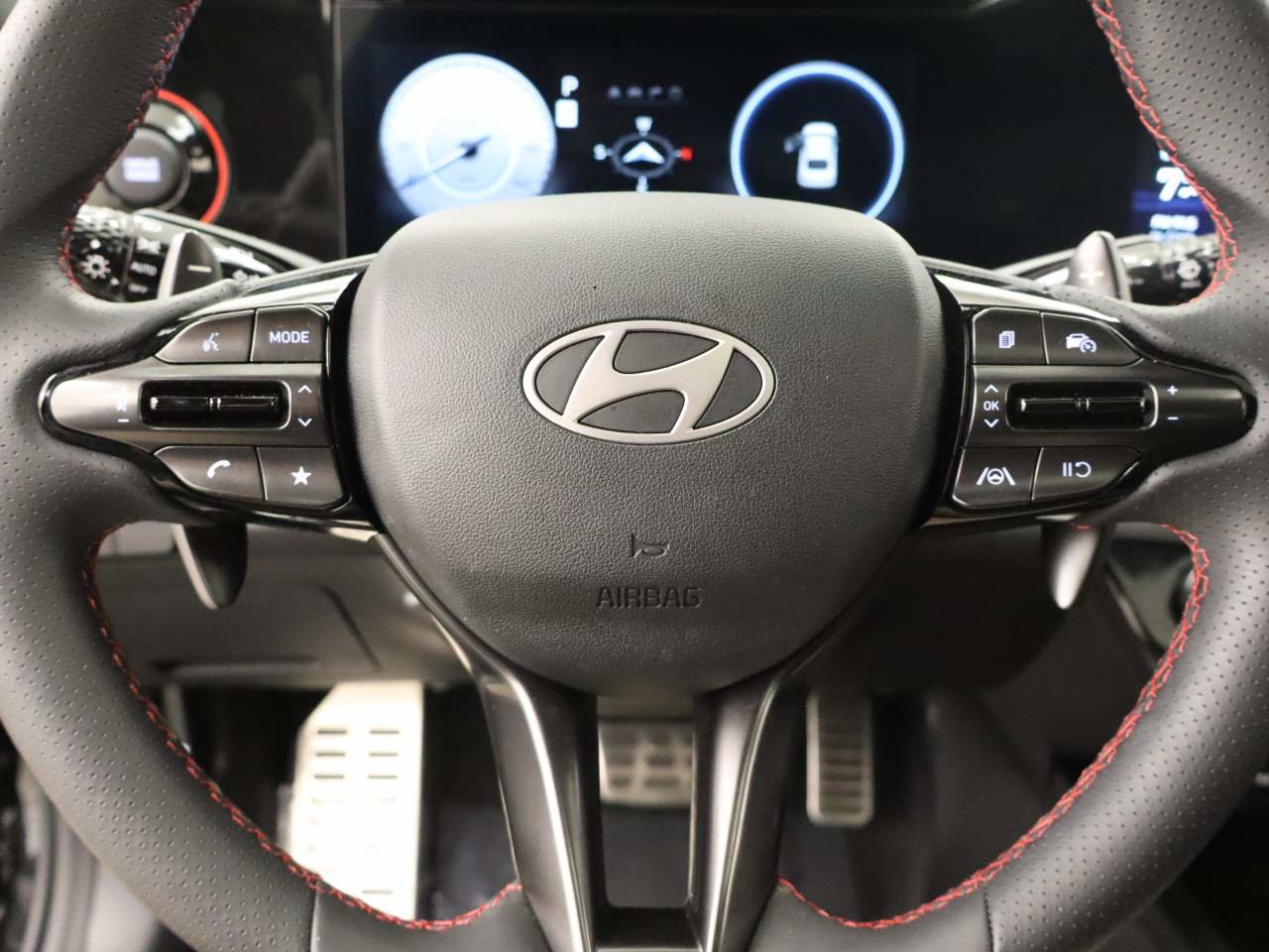 Used 2025 Hyundai Elantra N Line image 13