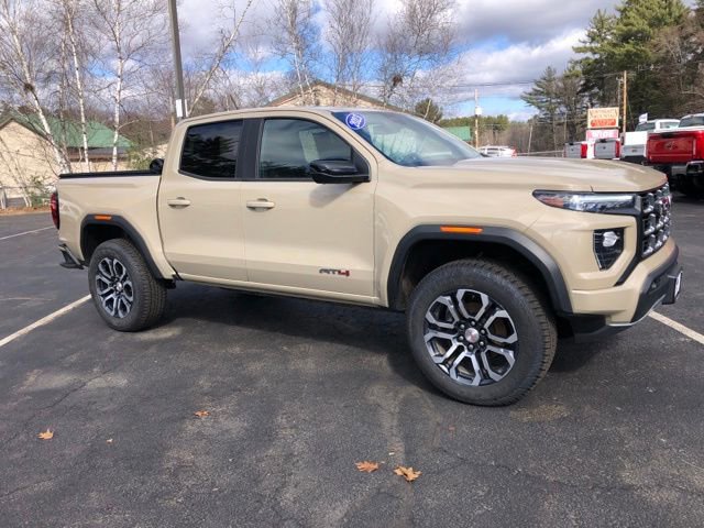 Used 2023 GMC Canyon AT4 w/ AT4 Premium Package AWD/4WD image 2