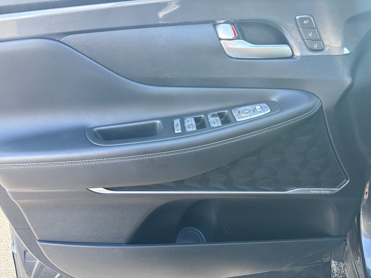 Used 2022 Hyundai Santa Fe Calligraphy image 18