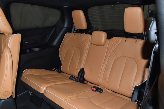 Used 2022 Chrysler Pacifica Pinnacle image 41