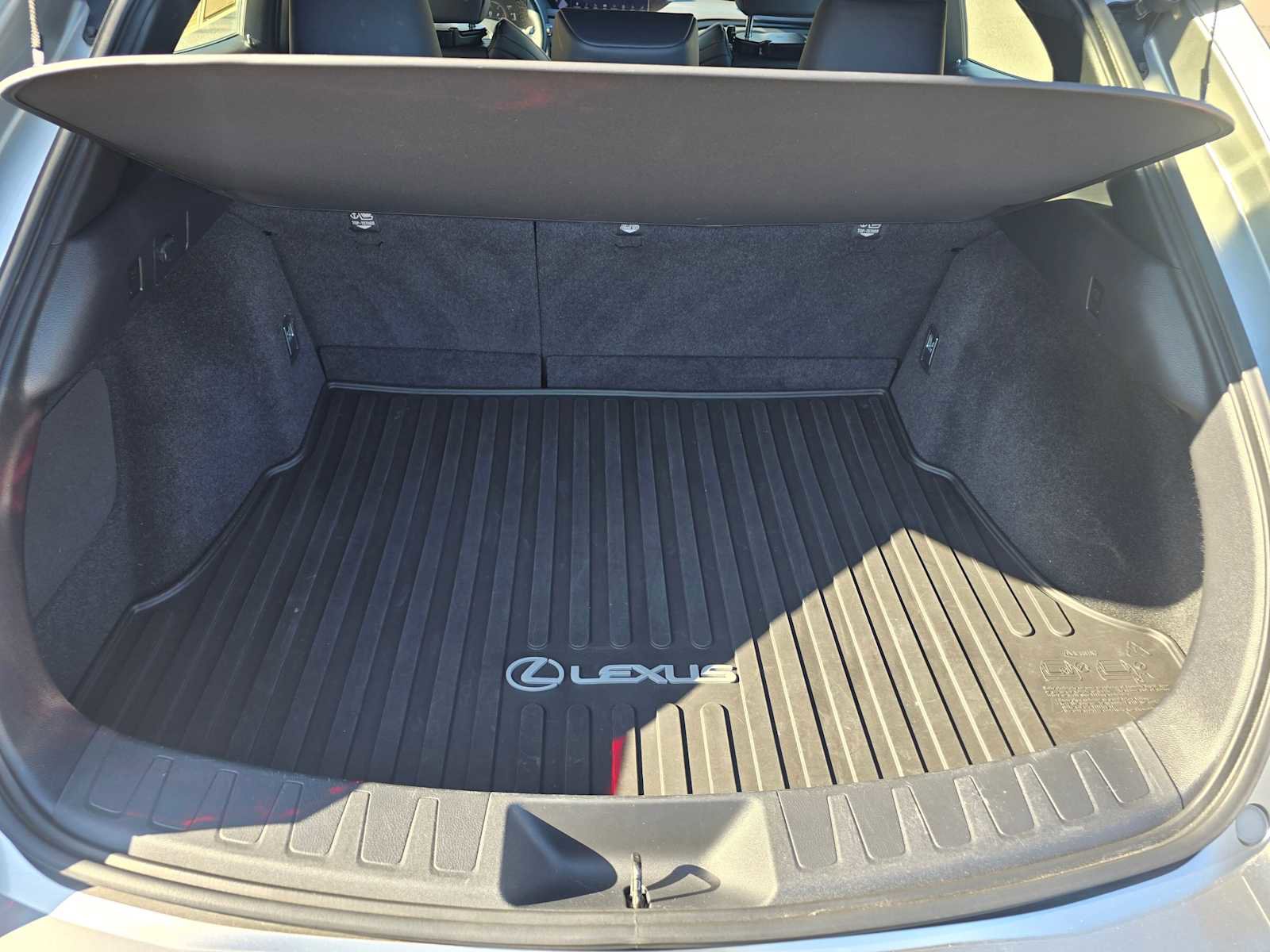 Used 2019 Lexus UX 200 F Sport image 16