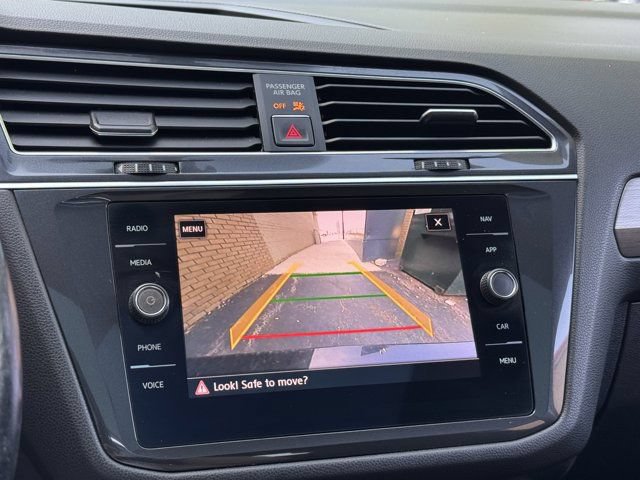 Used 2018 Volkswagen Tiguan SEL FWD image 7