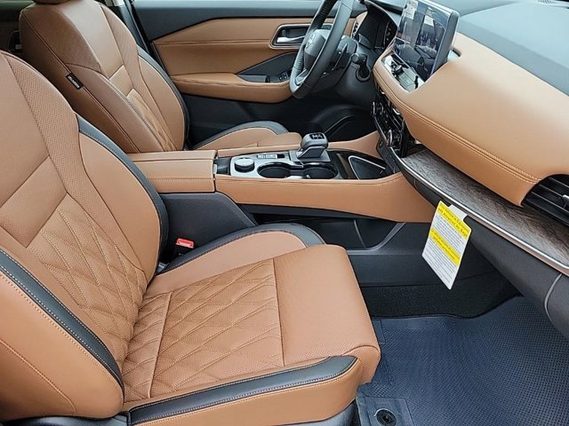 New 2026 Nissan Rogue Platinum w/ Tech Package image 24