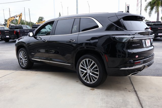New 2026 Buick Enclave Avenir image 5