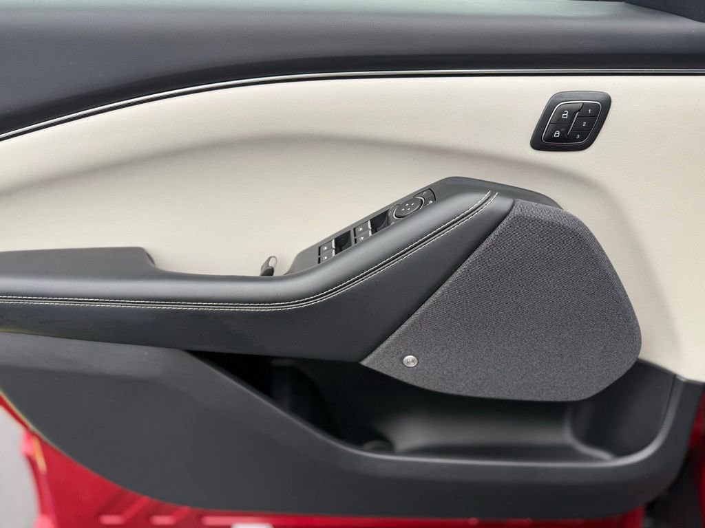 Used 2021 Ford Mustang Mach-E Premium image 15