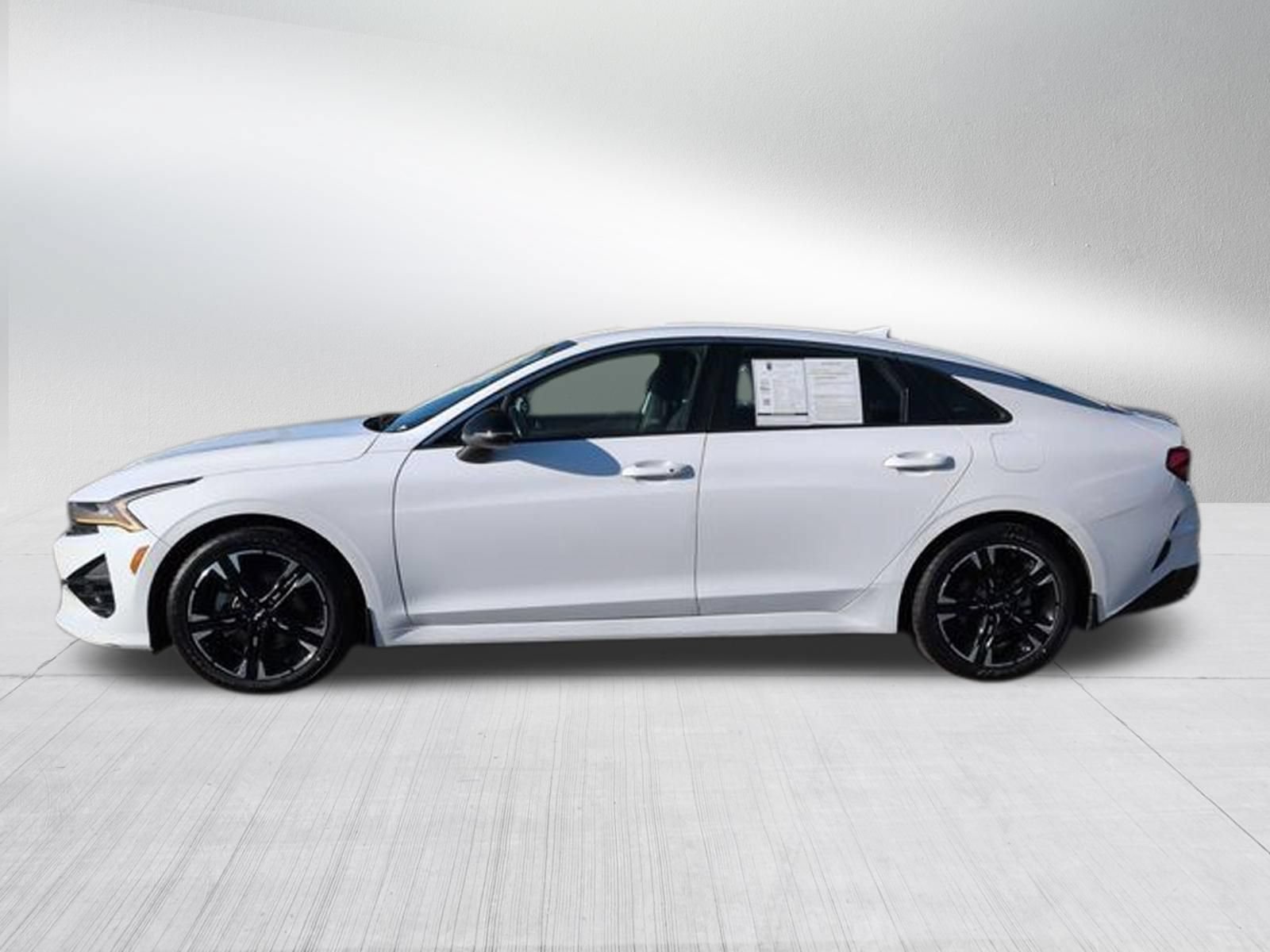 Used 2022 Kia K5 GT-Line AWD/4WD image 2