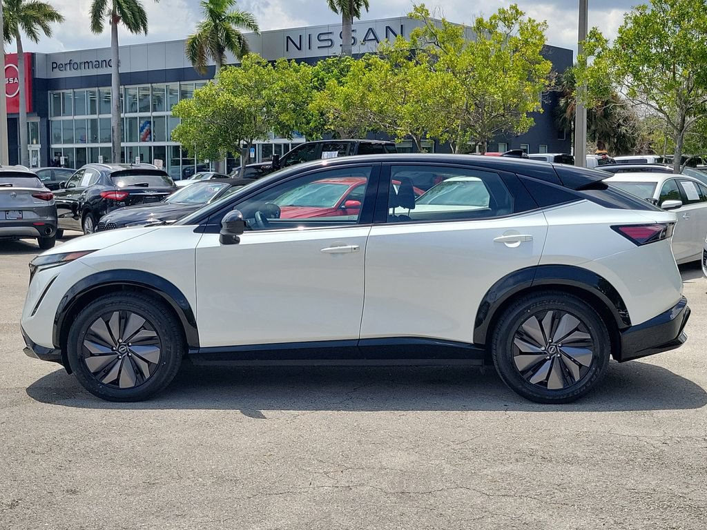 Certified 2024 Nissan Ariya AWD image 9