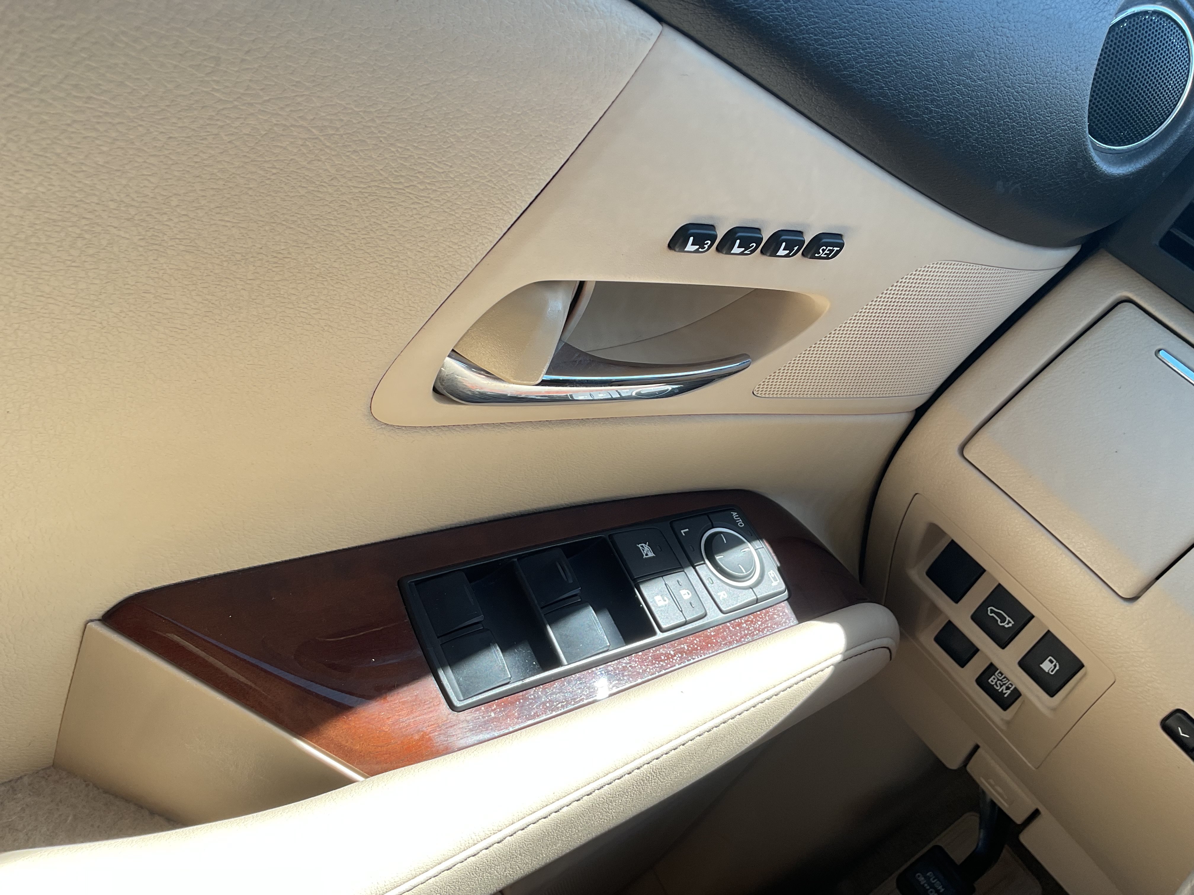 Used 2013 Lexus RX 350 AWD w/ Navigation Pkg image 15