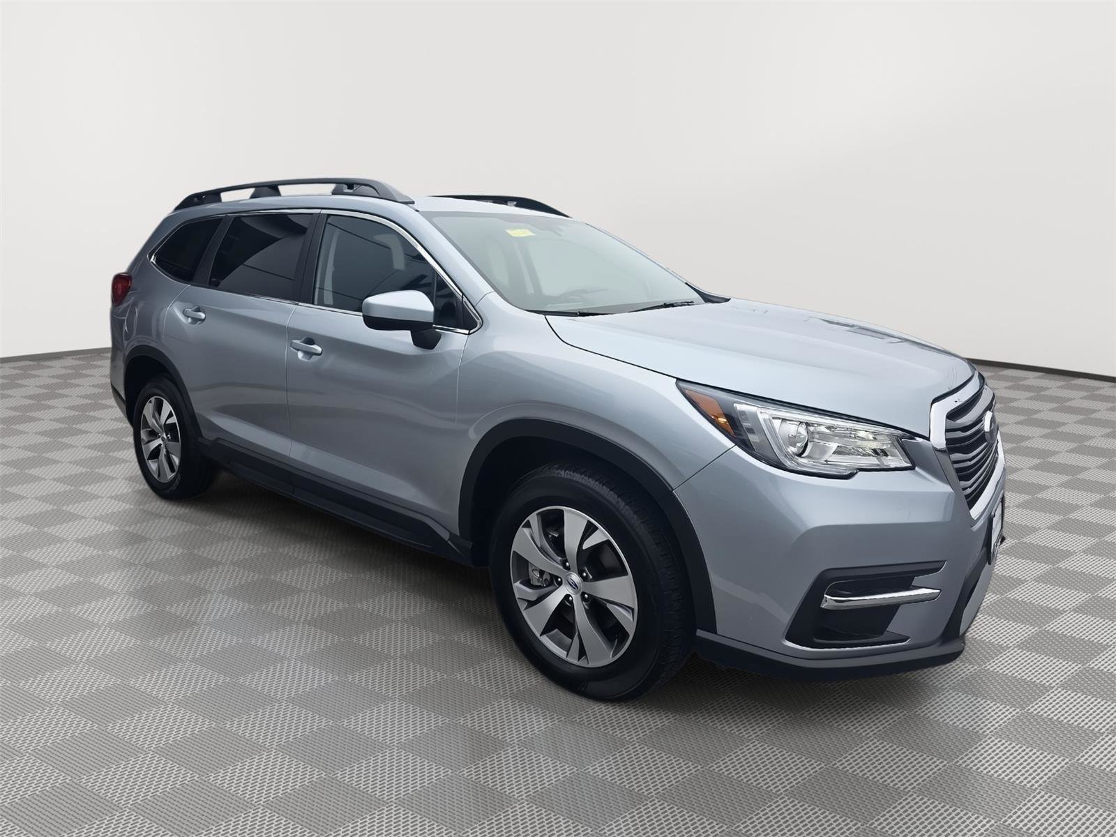 Used 2021 Subaru Ascent Premium w/ Convenience Package image 3