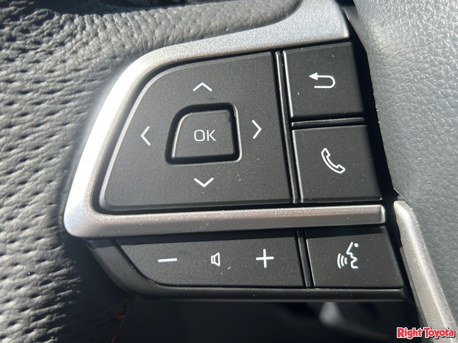 New 2026 Toyota Sienna XSE AWD/4WD image 26