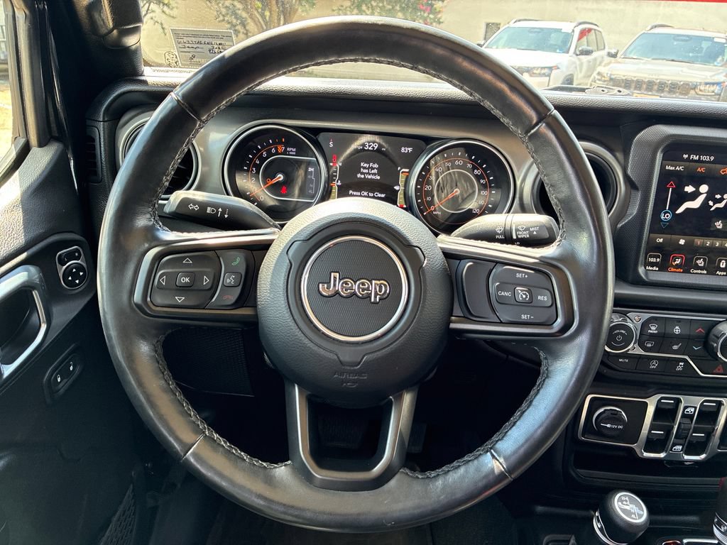 Used 2022 Jeep Gladiator Sport AWD/4WD image 16