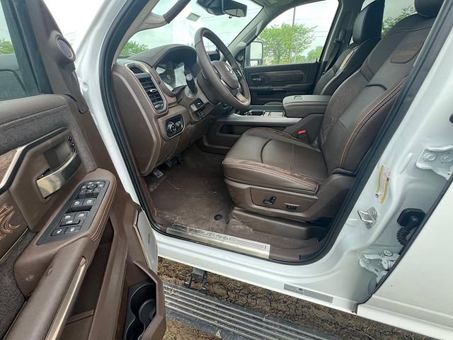 New 2025 RAM 3500 Longhorn image 9