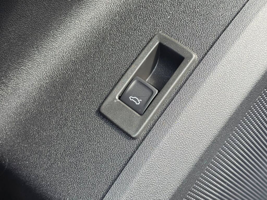 New 2026 Audi SQ5 Premium Plus AWD/4WD image 33