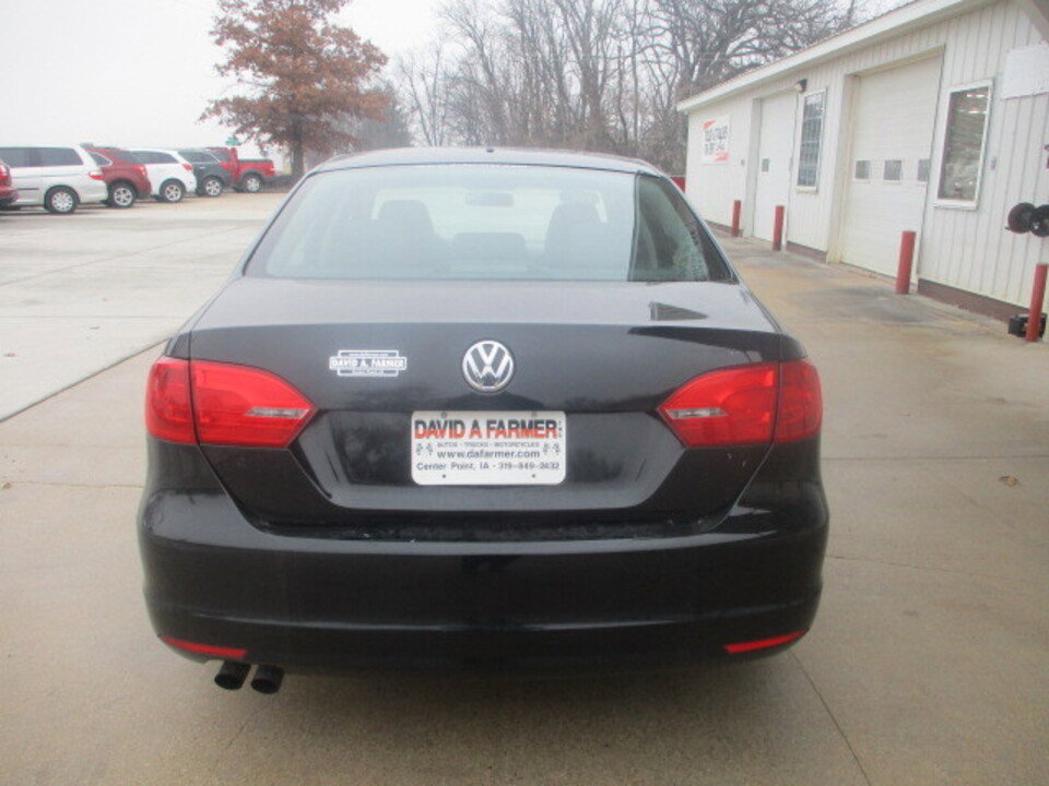 Used 2011 Volkswagen Jetta SE image 5