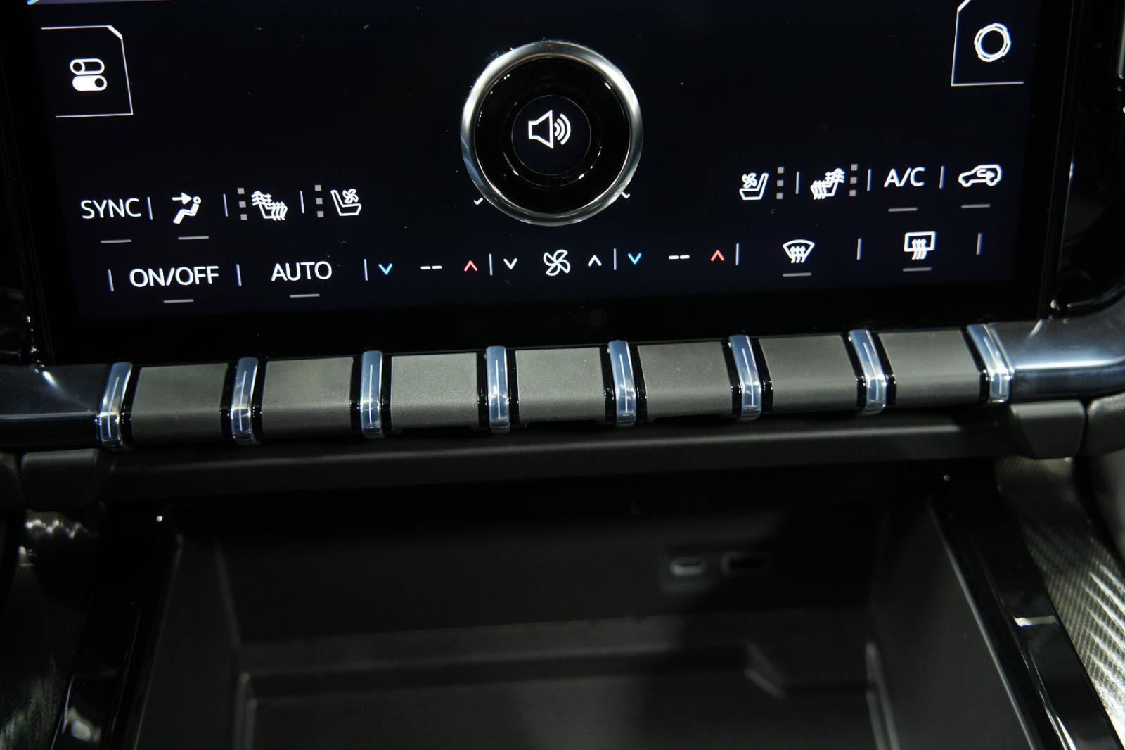 New 2026 GMC Yukon XL AT4 w/ AT4 Premium Plus Package AWD/4WD image 46