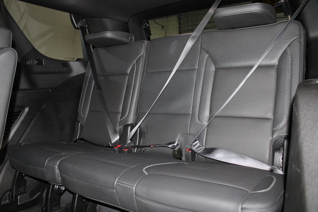 Used 2024 GMC Yukon Denali RWD image 26