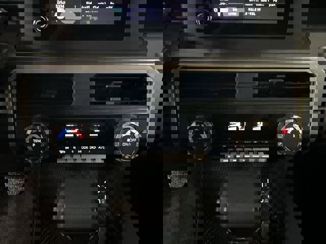 Used 2025 Toyota Tacoma SR5 image 17