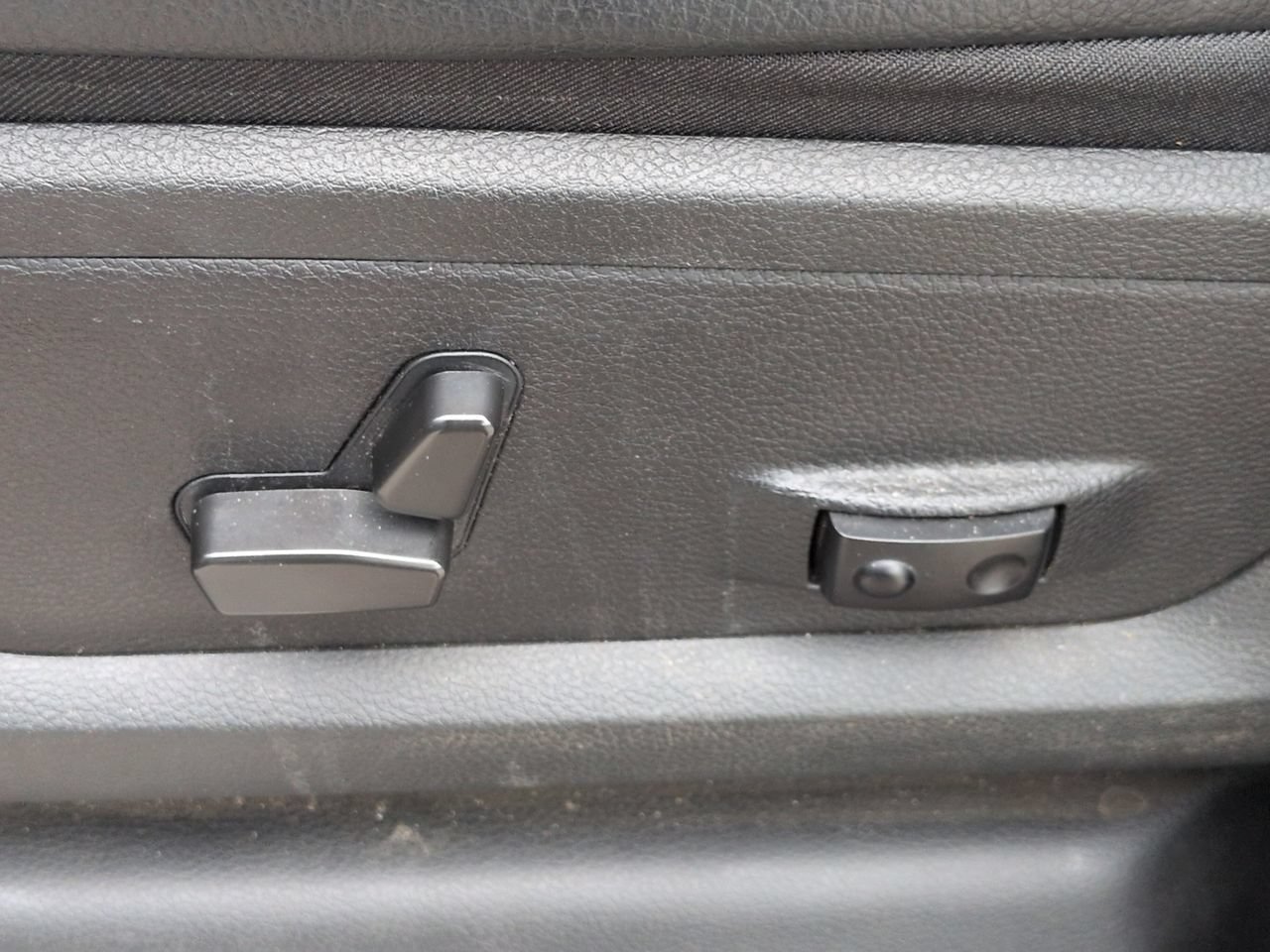 Used 2022 RAM 2500 Laramie w/ Night Edition AWD/4WD image 19