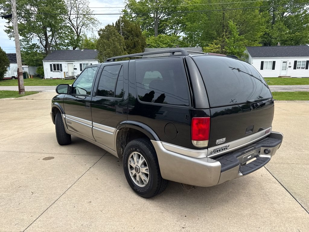 Used 2001 GMC Jimmy SLE w/ SLE Luxury Equipment Group AWD/4WD image 8