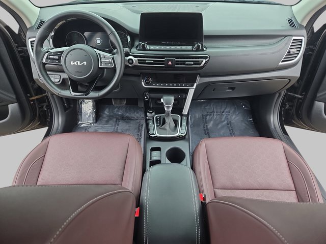 Used 2022 Kia Seltos SX image 9
