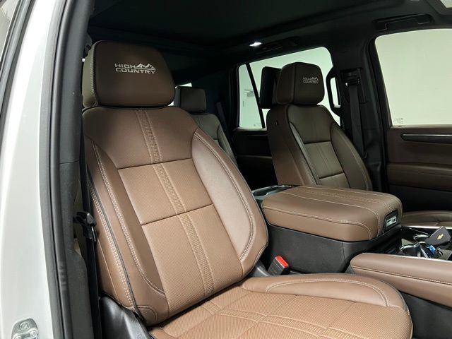 Used 2025 Chevrolet Tahoe High Country AWD/4WD image 61