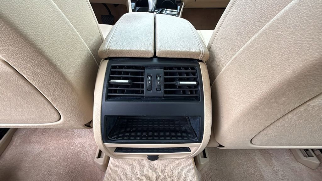 Used 2014 BMW 528i Sedan image 26