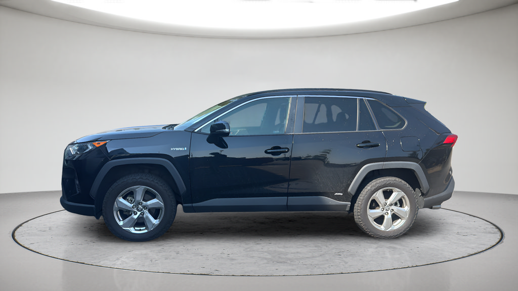 Used 2021 Toyota RAV4 XLE Premium AWD/4WD image 11