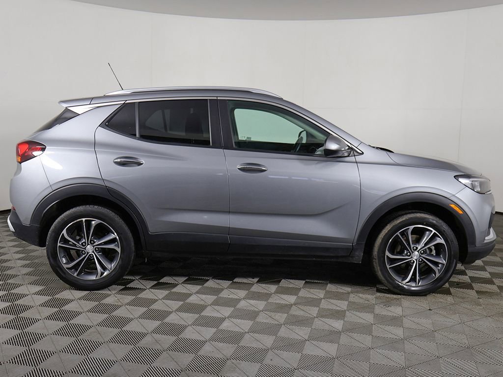 Used 2023 Buick Encore GX Select w/ Safety Package II image 17