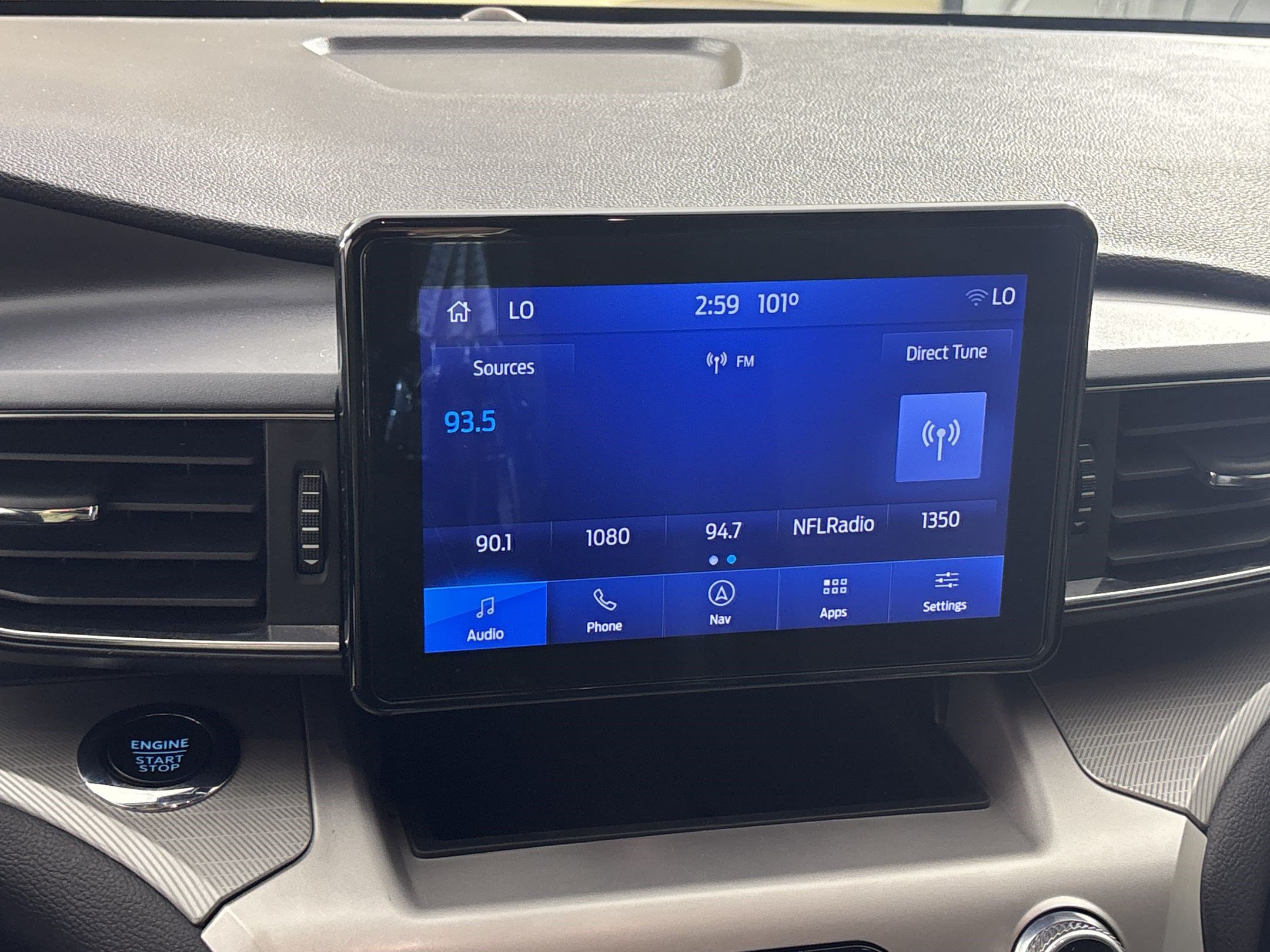 Used 2022 Ford Explorer XLT w/ Equipment Group 202A RWD image 21
