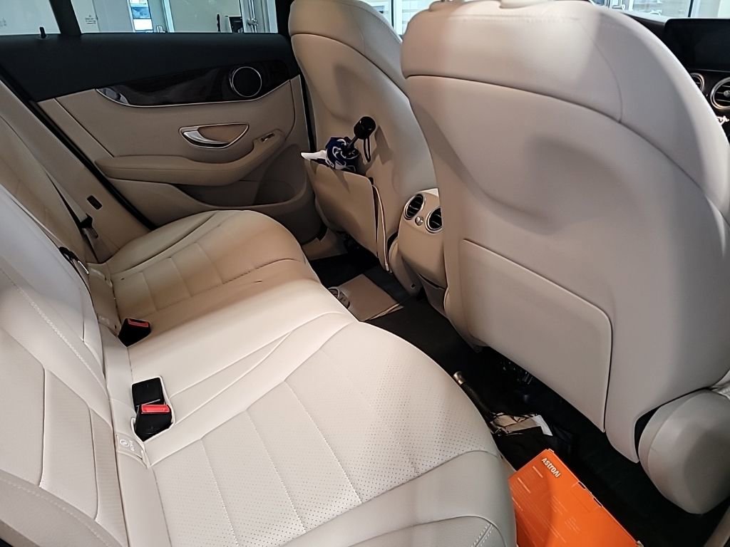 Certified 2021 Mercedes-Benz GLC 300 image 12